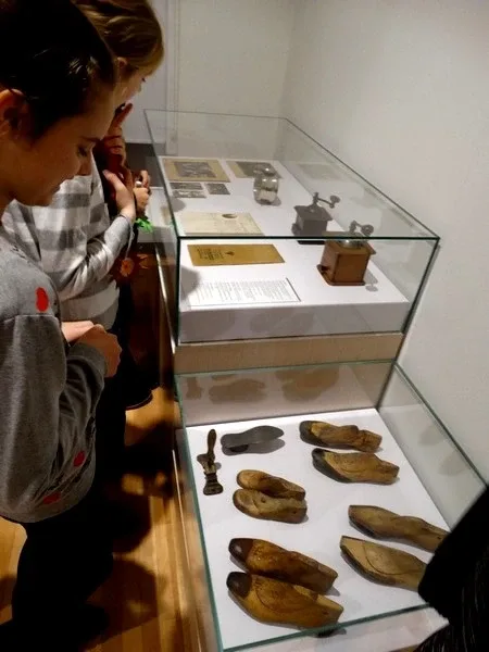 Wycieczka do Muzeum Kultury Kurpiowskiej (zdjęcia)