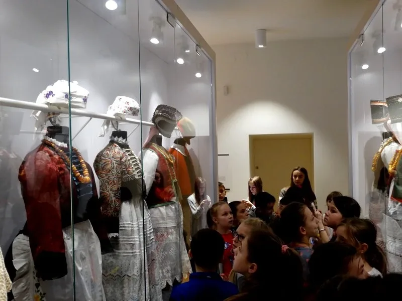 Wycieczka do Muzeum Kultury Kurpiowskiej (zdjęcia)