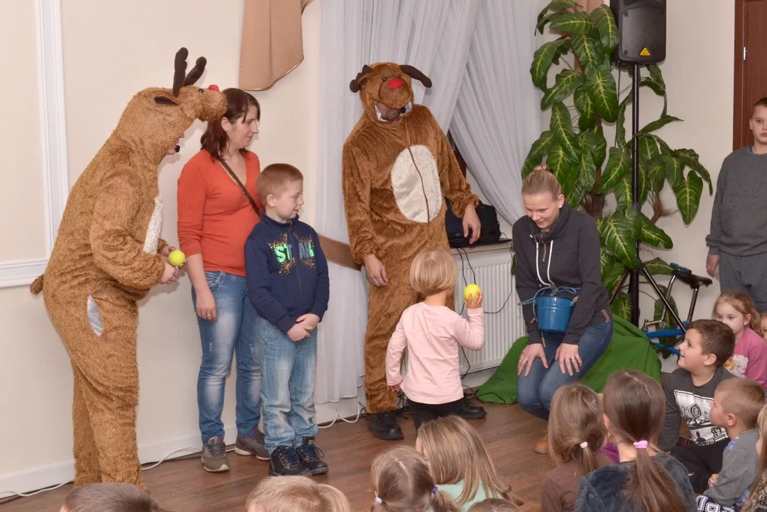 Święty Mikołaj odwiedził dzieci z miasta i gminy Brok (zdjęcia)