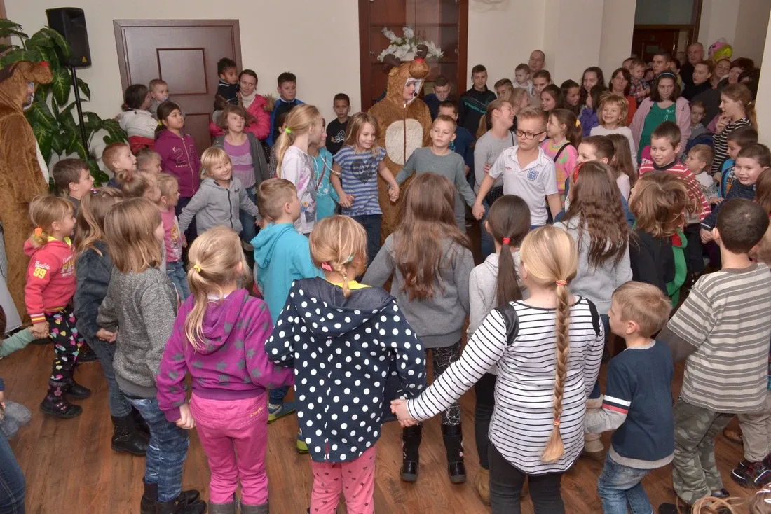 Święty Mikołaj odwiedził dzieci z miasta i gminy Brok (zdjęcia)