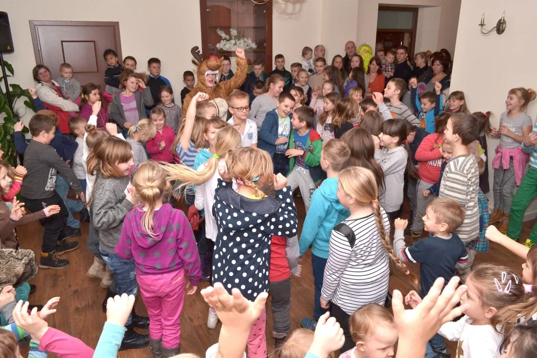 Święty Mikołaj odwiedził dzieci z miasta i gminy Brok (zdjęcia)