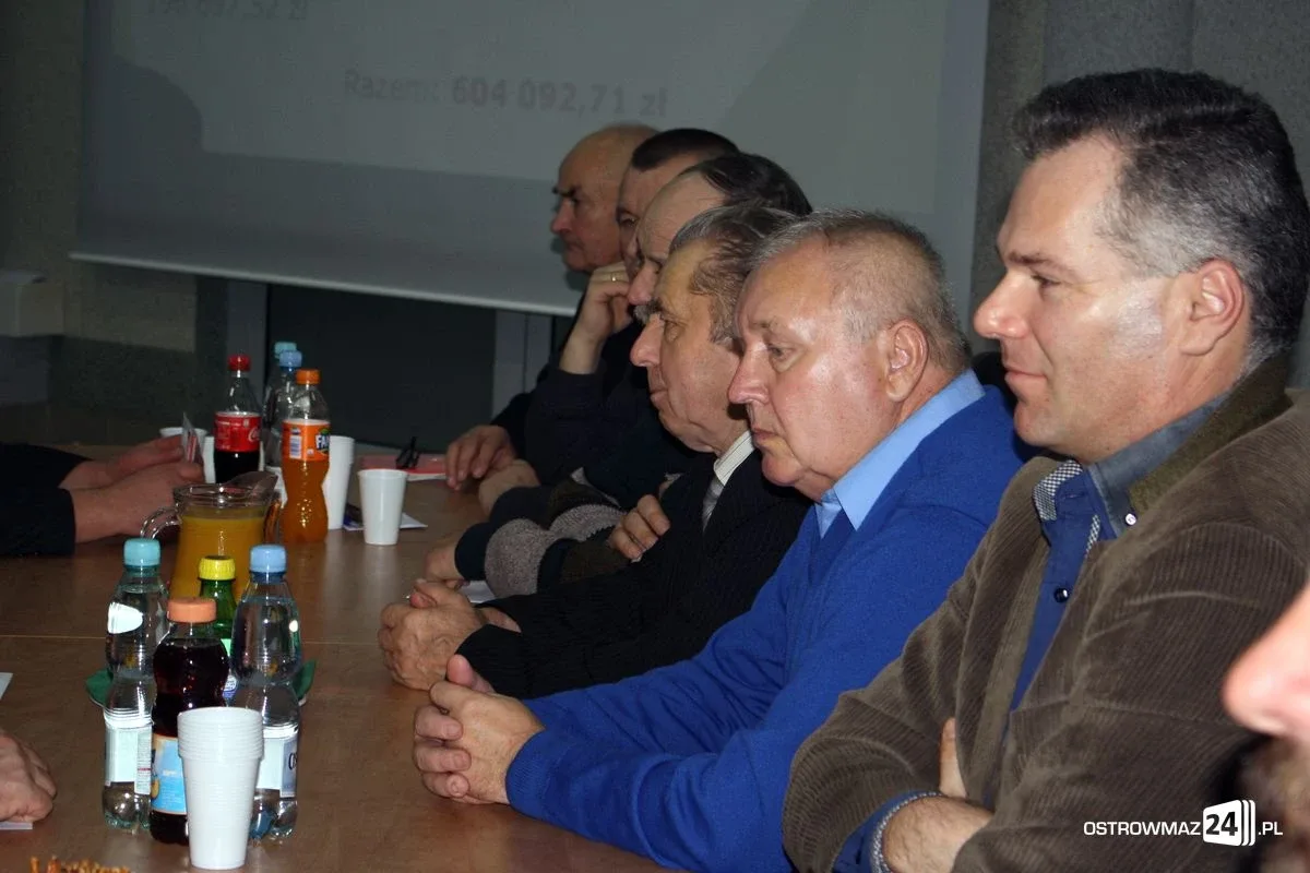 Ostrowscy radni uchwalili budżet (zdjęcia)