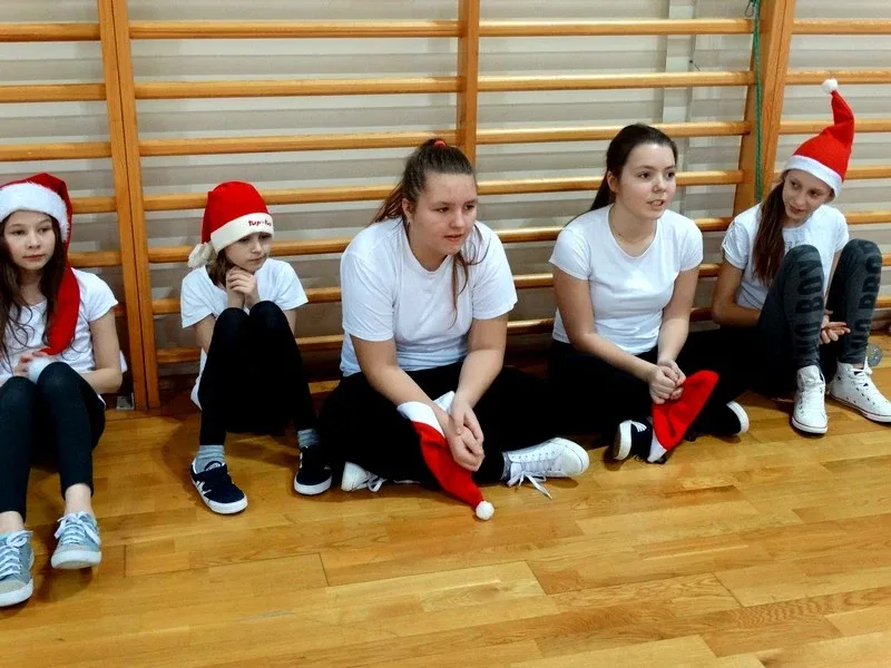 Turniej mikołajkowy (zdjęcia)