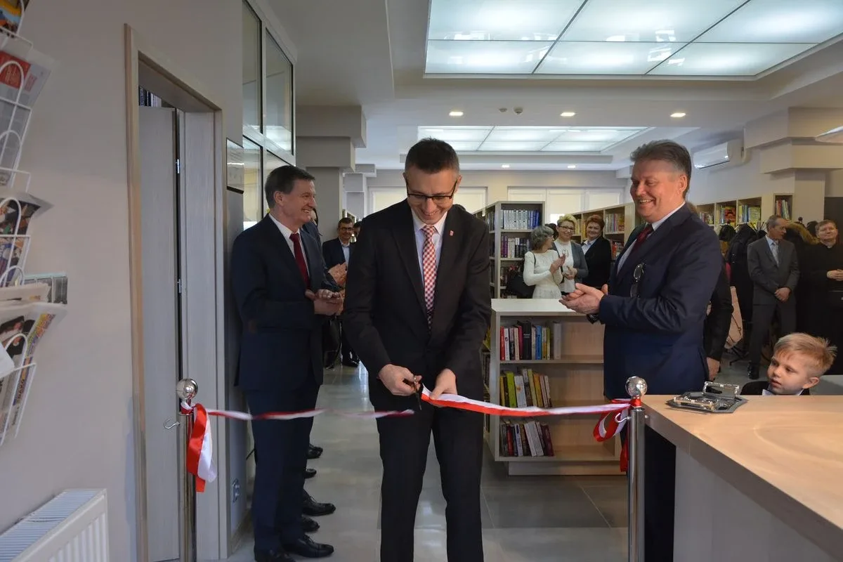 Otwarcie nowej siedziby Biblioteki Publicznej w Andrzejewie (zdjęcia)