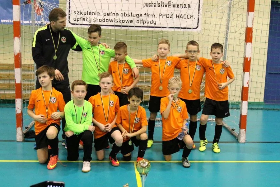 Zacięte batalie ostrowskich piłkarzy (zdjęcia, wideo)
