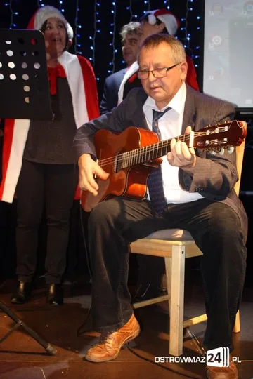 Najmłodsi mieszkańcy miasta spotkali się ze św. Mikołajem (zdjęcia)