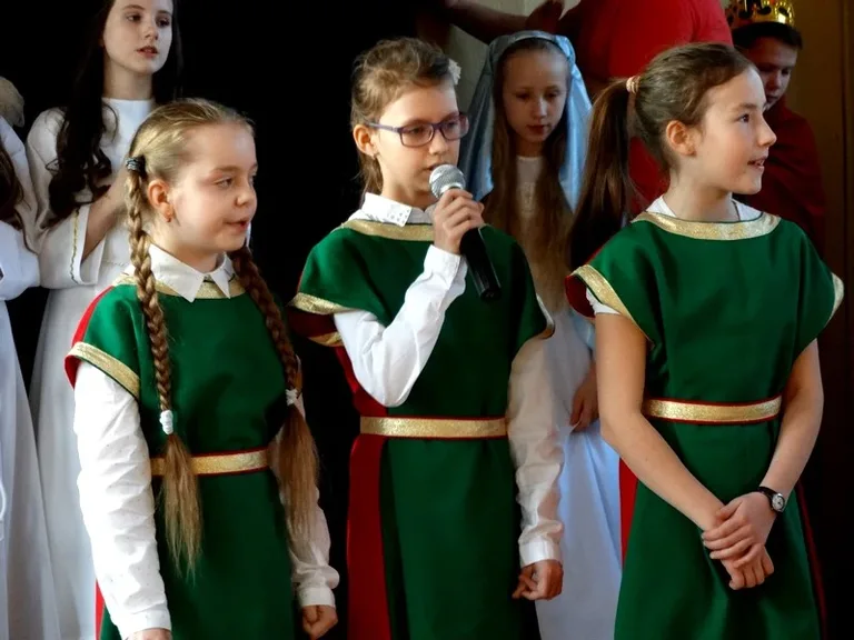 Jasełka bożonarodzeniowe w "Jedynce" (zdjęcia)