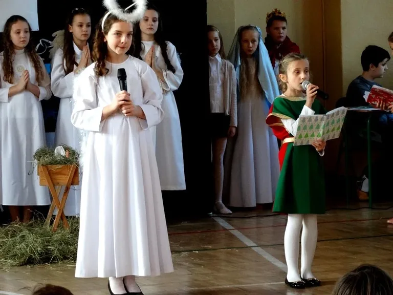 Jasełka bożonarodzeniowe w "Jedynce" (zdjęcia)