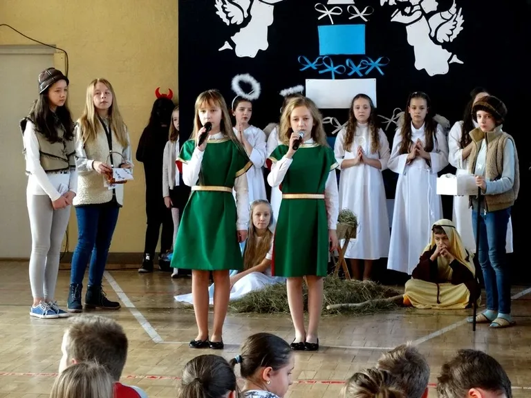 Jasełka bożonarodzeniowe w "Jedynce" (zdjęcia)