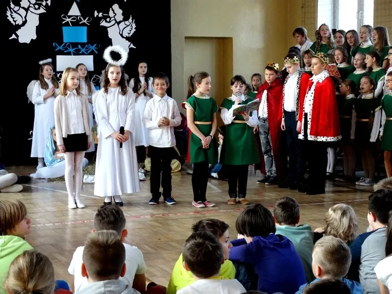 Jasełka bożonarodzeniowe w "Jedynce" (zdjęcia)