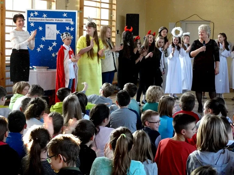 Jasełka bożonarodzeniowe w "Jedynce" (zdjęcia)
