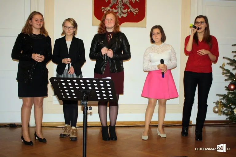Koncert kolęd i pastorałek w ratuszu (zdjęcia, wideo)