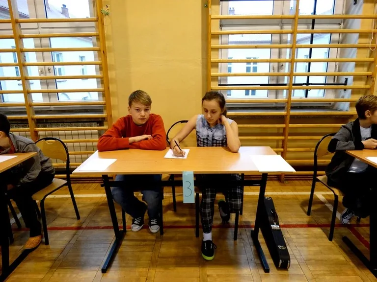 Konkurs o Sienkiewiczu w ostrowskiej placówce (zdjęcia)