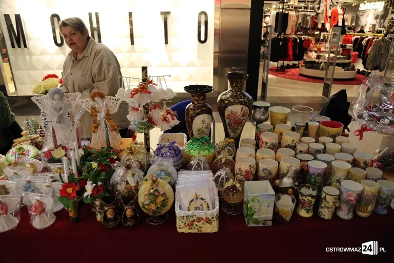 Jarmark ozdób świątecznych w Galerii Bursztynowej (zdjęcia)