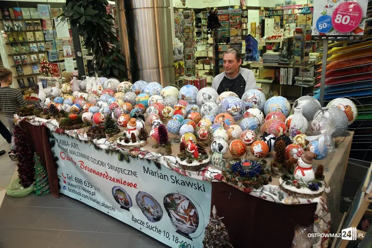 Jarmark ozdób świątecznych w Galerii Bursztynowej (zdjęcia)