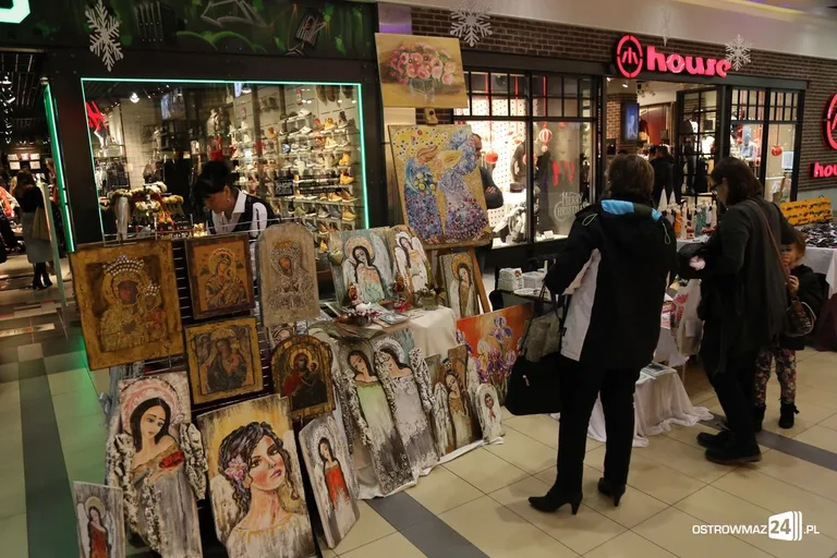 Jarmark ozdób świątecznych w Galerii Bursztynowej (zdjęcia)