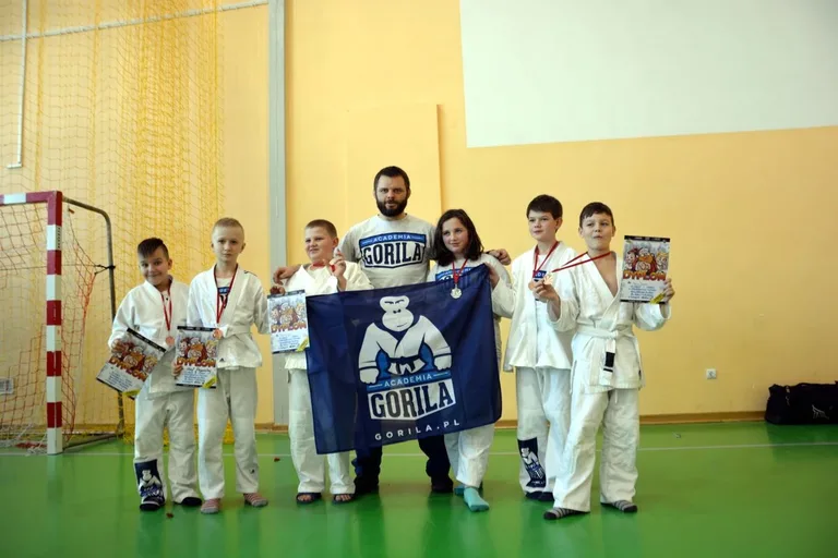 Pierwsze sukcesy dziecięcej sekcji ostrowskiej Academii Gorila (zdjęcia)