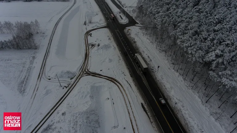 Remont na trasie S-8. Drogowcy zimą nie zwalniają tempa prac (dużo zdjęć)