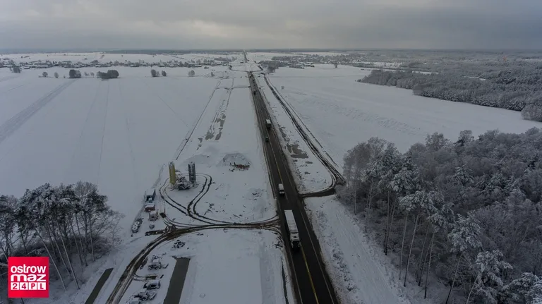 Remont na trasie S-8. Drogowcy zimą nie zwalniają tempa prac (dużo zdjęć)