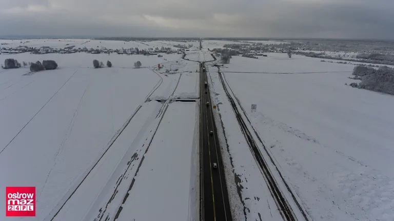 Remont na trasie S-8. Drogowcy zimą nie zwalniają tempa prac (dużo zdjęć)