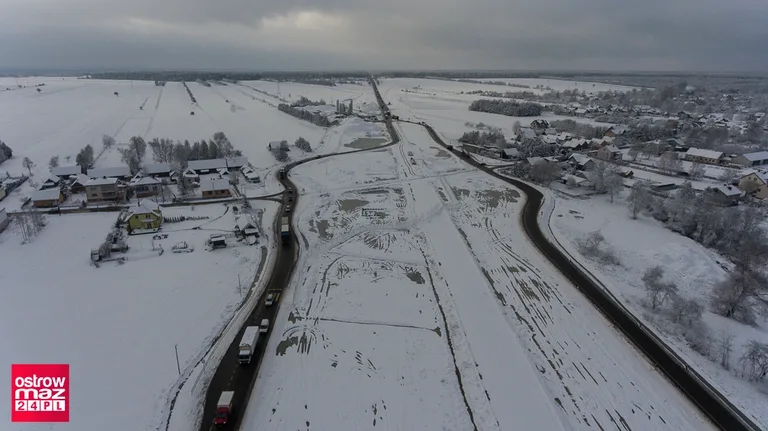 Remont na trasie S-8. Drogowcy zimą nie zwalniają tempa prac (dużo zdjęć)