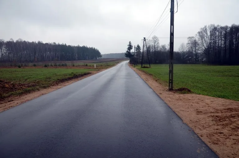 Oddano kolejny fragment drogi powiatowej (zdjęcia)