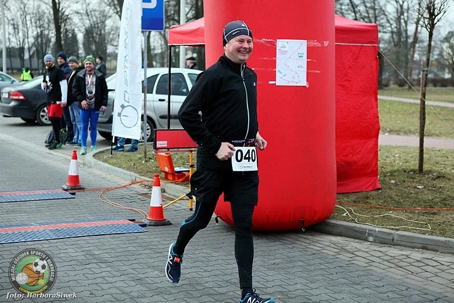 Ostrów pobiegła "Tropem Wilczym" (zdjęcia)