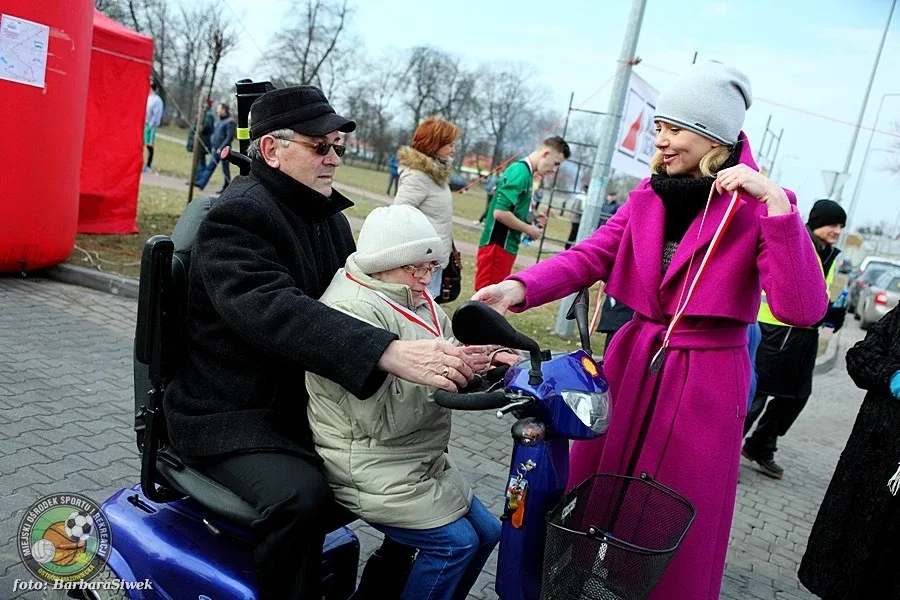 Ostrów pobiegła "Tropem Wilczym" (zdjęcia)