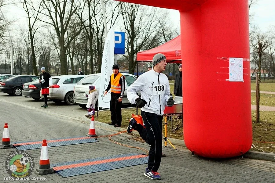 Ostrów pobiegła "Tropem Wilczym" (zdjęcia)