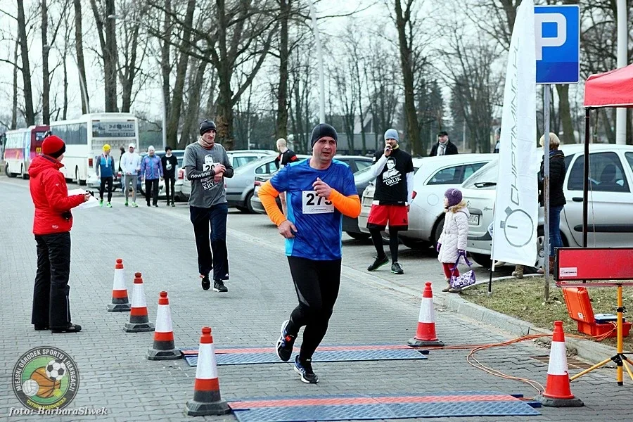 Ostrów pobiegła "Tropem Wilczym" (zdjęcia)