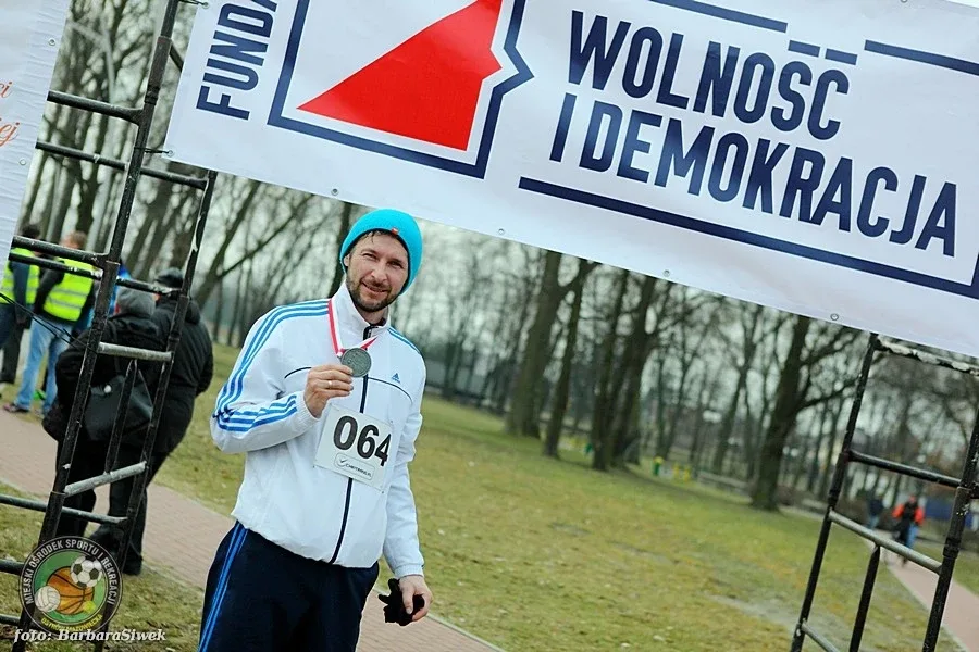 Ostrów pobiegła "Tropem Wilczym" (zdjęcia)