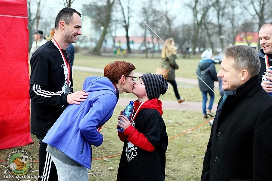 Ostrów pobiegła "Tropem Wilczym" (zdjęcia)