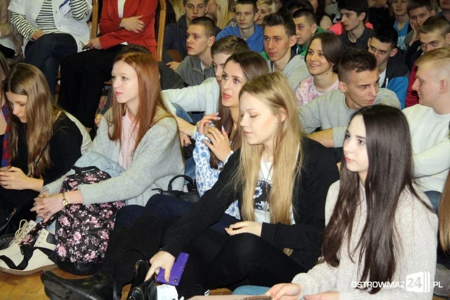 Walentynkowa debata o miłości (zdjęcia)