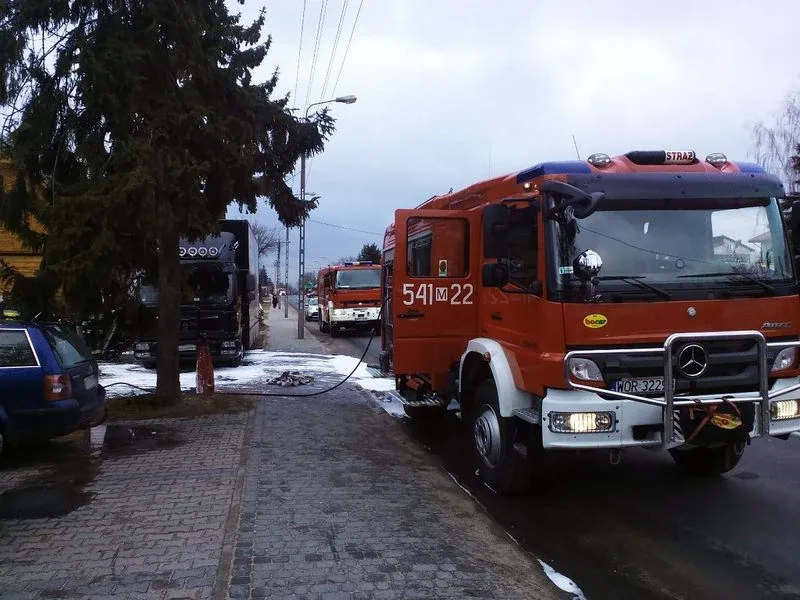 Pożar ciężarówki na ul. Dubois (zdjęcia)