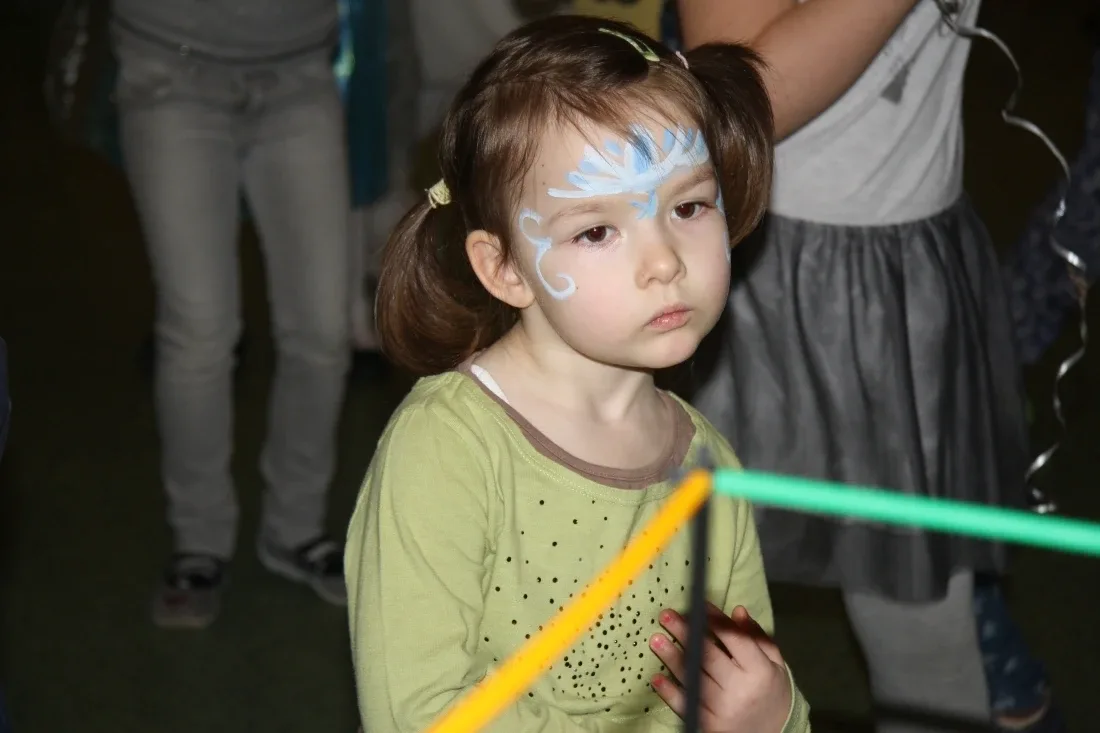 Dzieci bawiły się w Krainie Lodu (zdjęcia)