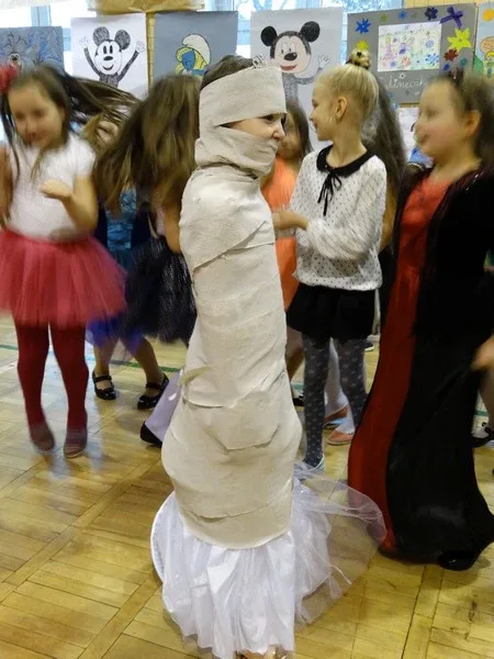 Zabawa karnawałowa w SP nr 1 (zdjęcia)