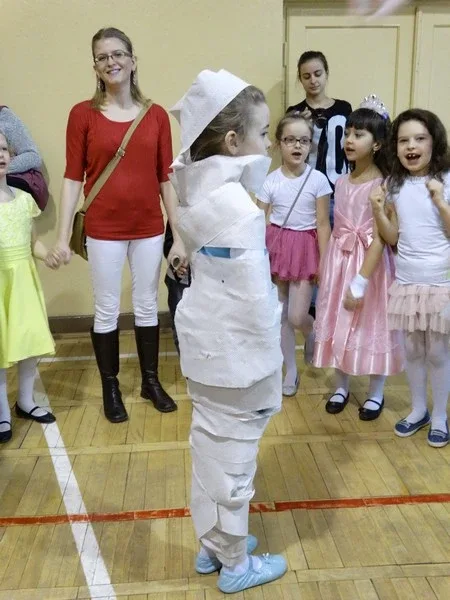Zabawa karnawałowa w SP nr 1 (zdjęcia)