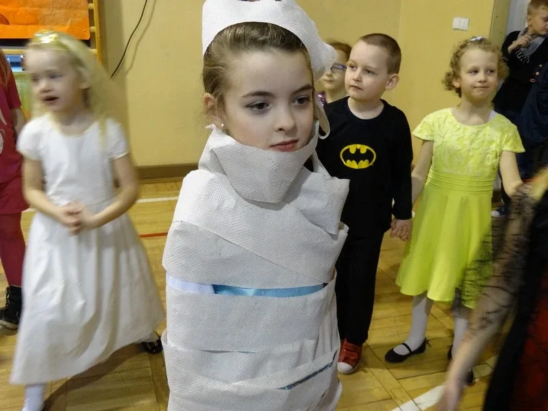 Zabawa karnawałowa w SP nr 1 (zdjęcia)