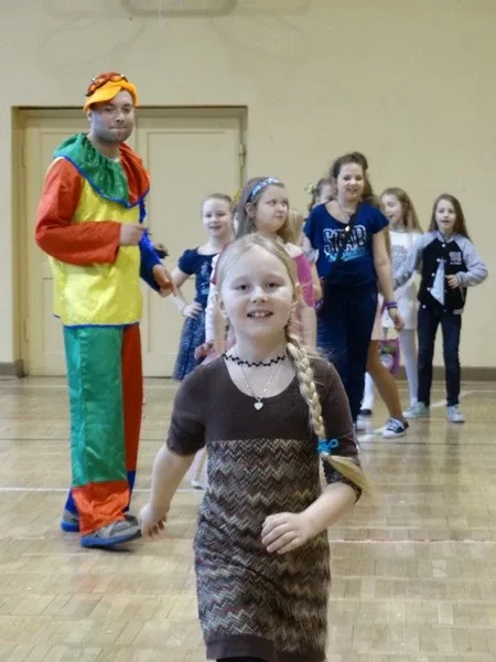 Zabawa karnawałowa w SP nr 1 (zdjęcia)