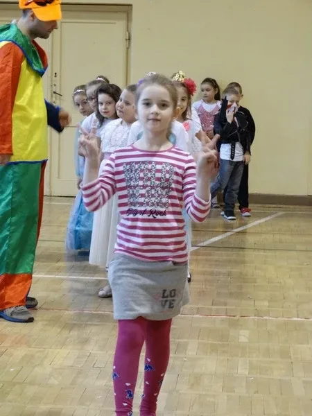 Zabawa karnawałowa w SP nr 1 (zdjęcia)