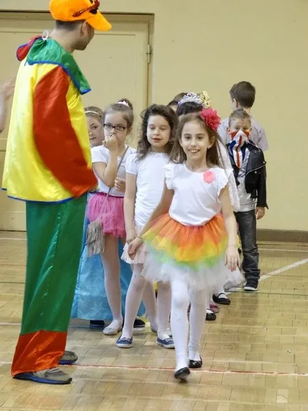 Zabawa karnawałowa w SP nr 1 (zdjęcia)
