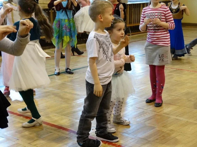 Zabawa karnawałowa w SP nr 1 (zdjęcia)