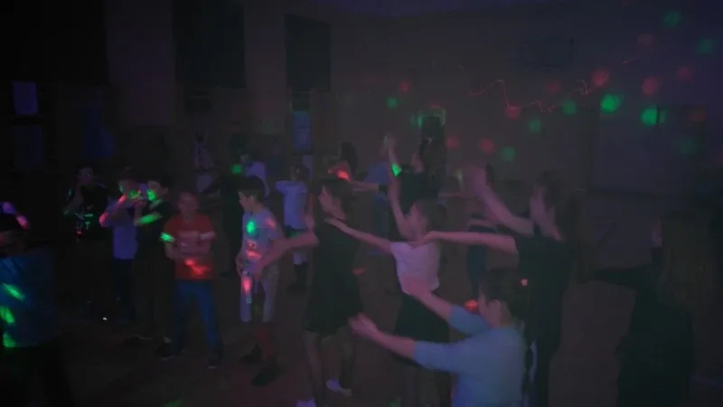 Zabawa karnawałowa w SP nr 1 (zdjęcia)