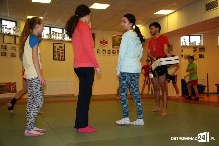 Kickboxing na ferie dla dzieci i młodzieży (zdjęcia)