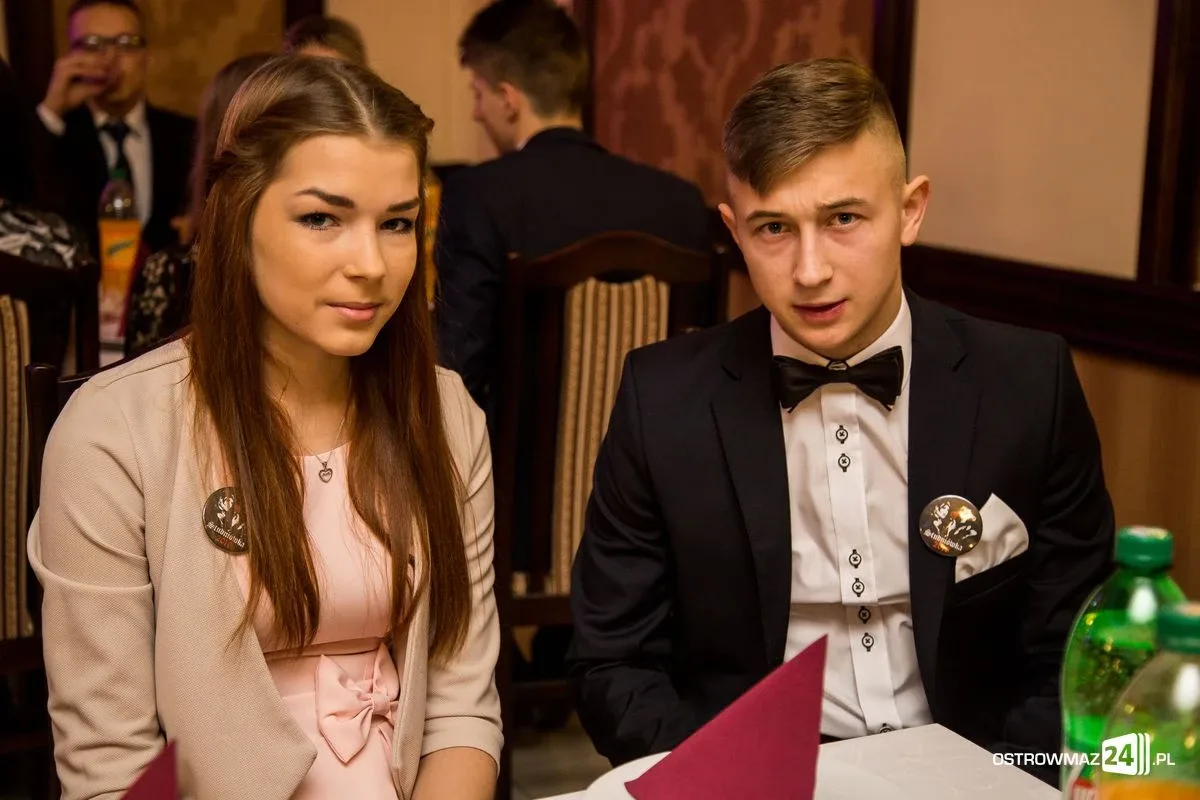 Zobacz zdjęcia i wideo ze studniówek w Ostrowi i powiecie