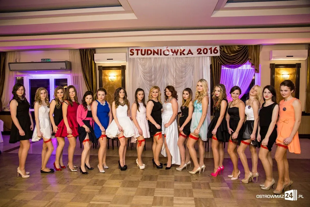 Zobacz zdjęcia i wideo ze studniówek w Ostrowi i powiecie