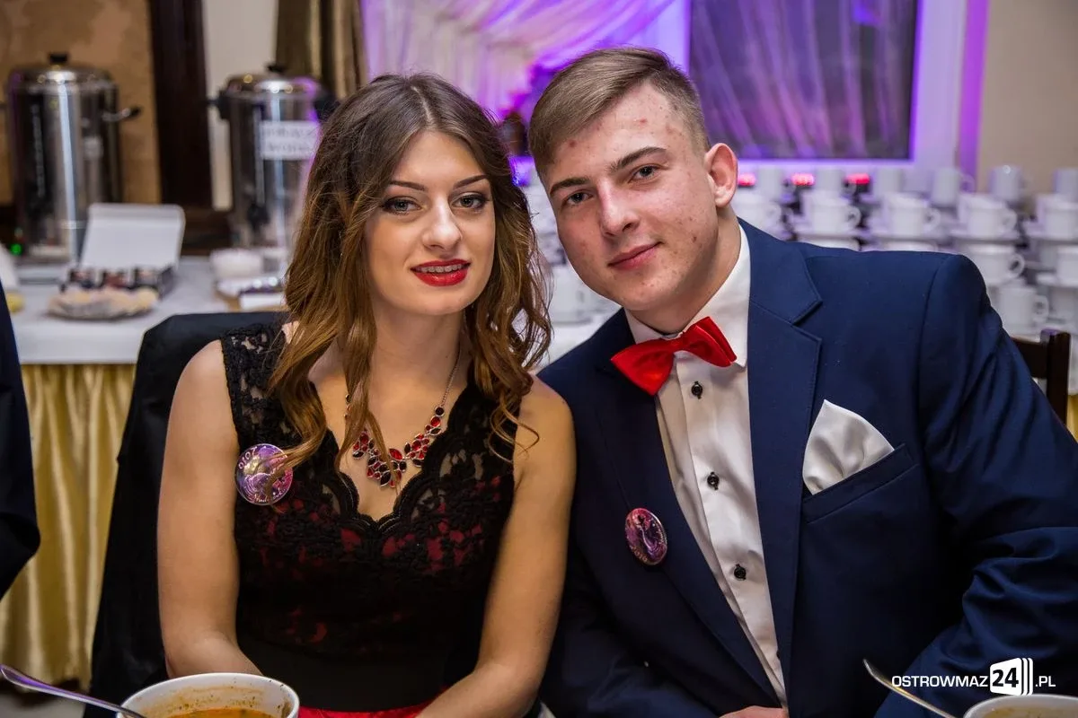 Zobacz zdjęcia i wideo ze studniówek w Ostrowi i powiecie