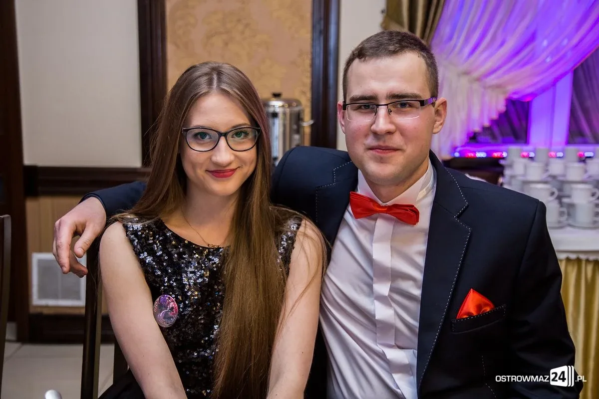 Zobacz zdjęcia i wideo ze studniówek w Ostrowi i powiecie