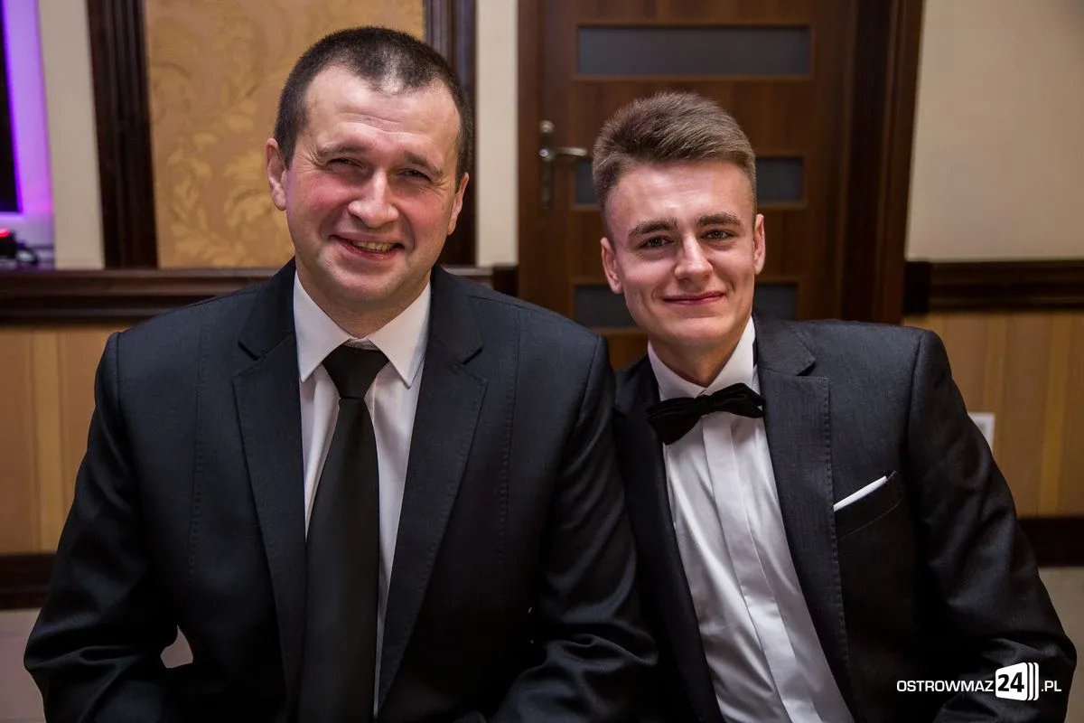 Zobacz zdjęcia i wideo ze studniówek w Ostrowi i powiecie