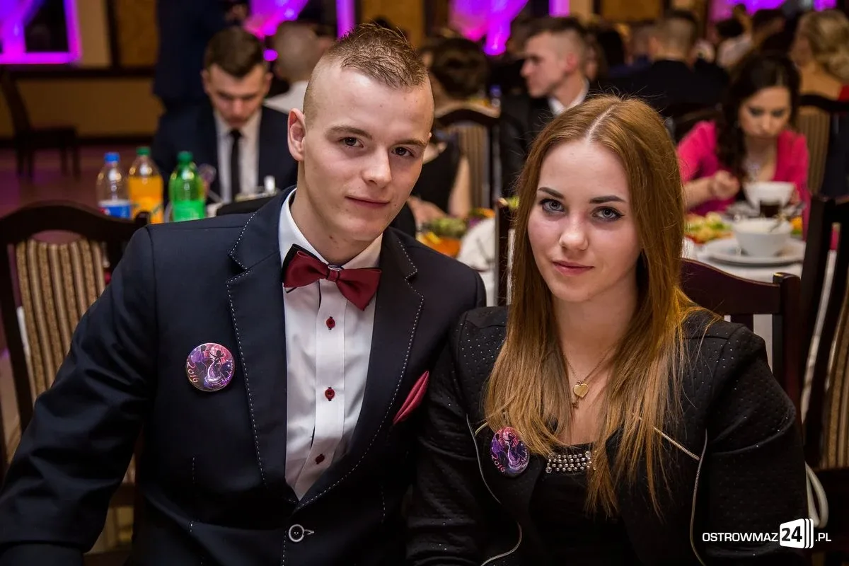 Zobacz zdjęcia i wideo ze studniówek w Ostrowi i powiecie